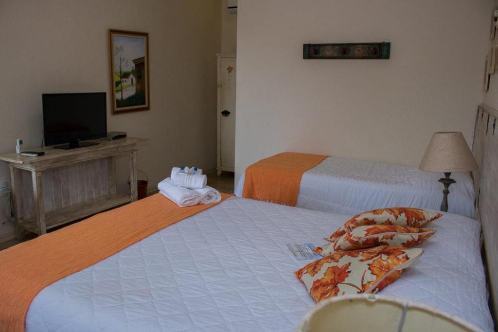 טיראדנטס Pousada Hospedaria Da Villa חדר תמונה