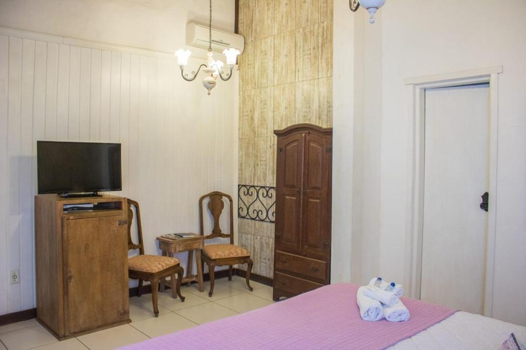טיראדנטס Pousada Hospedaria Da Villa חדר תמונה