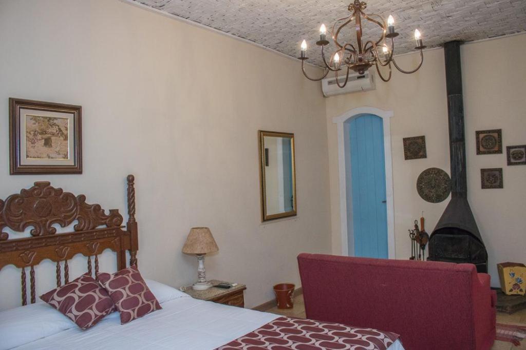 טיראדנטס Pousada Hospedaria Da Villa מראה חיצוני תמונה