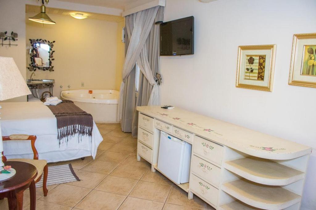 טיראדנטס Pousada Hospedaria Da Villa חדר תמונה